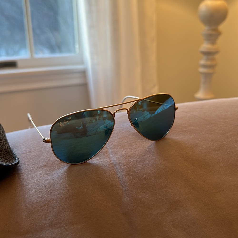 Ray-ban Blue Lens Polaroid Aviator - Picture 2 of 2